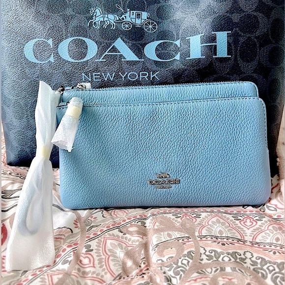 NWT Coach Double Zip Wallet - Picture 6 of 6